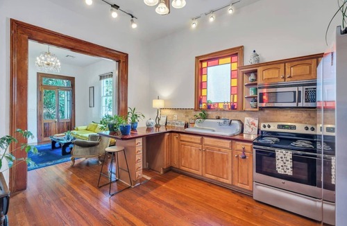 Treme House | Eclectic Duplex | Lovely Yard, Live Like a Local