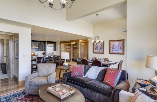 Steamboat Springs Condo | Edgemont 2707 Luxury On Mountain Condo With Ski-In/Ski-Out Access!