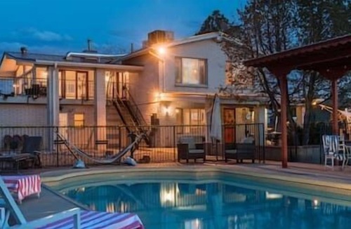 Paradise Hills Civic House | Elegant 3000sqft 5BR Pool House w/ Pool Table