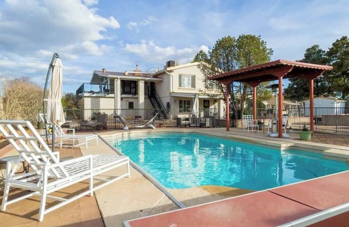 Paradise Hills Civic House | Elegant 5BR Home w/*Heated* Pool & Pool Table