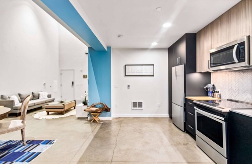 Downtown Apartment | Elegant design meets optimal location amid the natural beauty of Downtown Redmond.