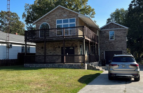Bedford House | Elegant Estate is close to , UT, MudHens, Inverness and Highland Meadows Golf.