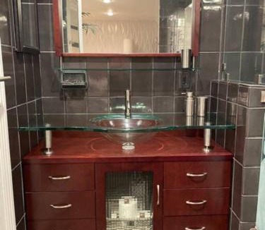 Belmont Shore Apartment | Elegant with spectacular view & steps to so much.