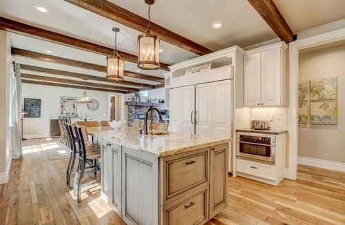 Mountain View Estates House | Elk Point Paradise - AC + Hot Tub + Pool Table