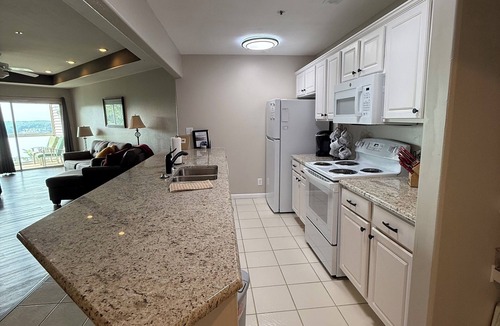 Lake Ozark Apartment | Emerald Bay Condos, The Anchor