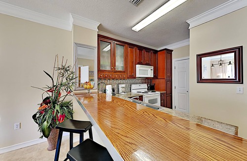 Frangista Beach Condo | Emerald Waters #104 | Easy Walk to the Beach!