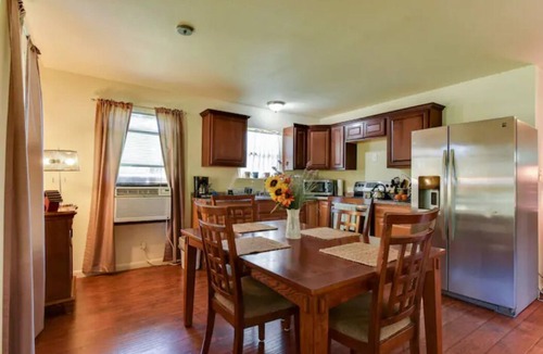 Wyldwood Cottage | Enjoy Austin and bring your pets! Relax and unwind after the Austin good times