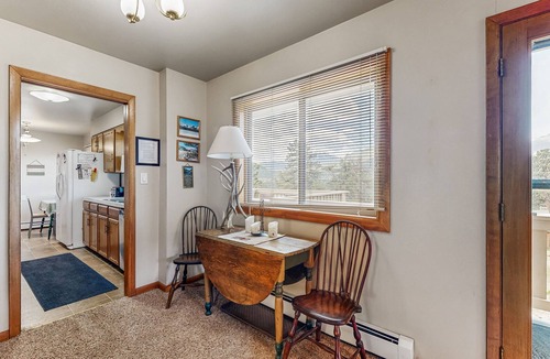 Estes Park Cabin | Enjoy nature from this charming cabin with deck, fireplace, & washer/dryer