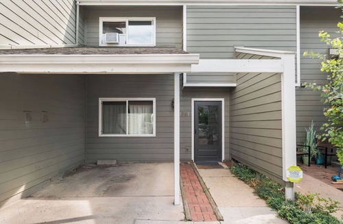 Glenwood Grove - North Iris House | Entire 2-Story Townhome in Central Boulder