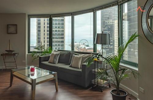 Streeterville Apartment | ENVITAE 3BR Downtown Luxurious Suite Views & Pool