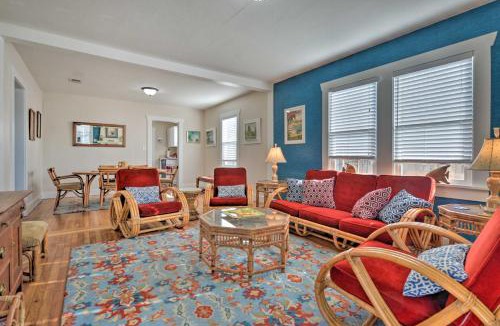 Eureka House | Eureka Cottage Near Sequoia Park and Old Town!