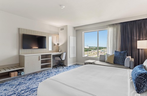 Woods Of Century Park Hotel | EVEN Hotel Austin Uptown Near The Domain by IHG