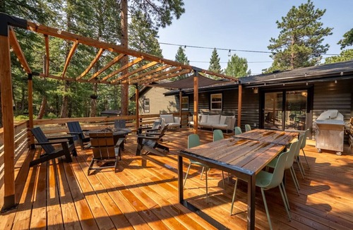 Hangen Ranch And M and B House | Evergreen Hideaway: Game Room, Sauna + Fire Pit