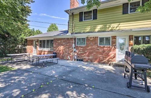 Toledo Condo | Executive Living: Toledo Golf Home w/Gym, Court