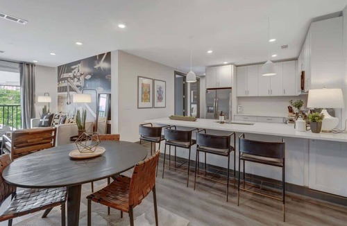 Rutledge Hill Condo | Experience modern luxury in Nashville - 6 Min to Broadway