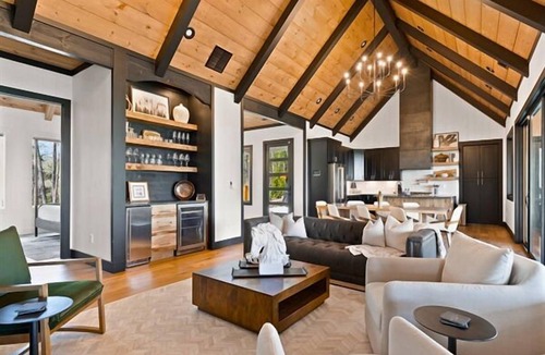 Raccoon Ridge Cabin | Experience the Ritzy Ridge Retreat Heated Pool HotTub Games Mtn Views Sleep 16