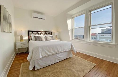 Mount Adams House | Explore Downtown and Mount Adams with River Views