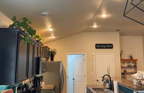 Lubbock House | Exquisite 3 Bedroom 2 Bath Bungalow