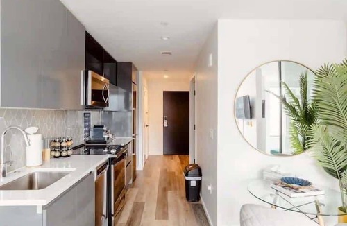 Shawmut Apartment | Exquisite One-Bedroom Retreat in the Heart of the South End