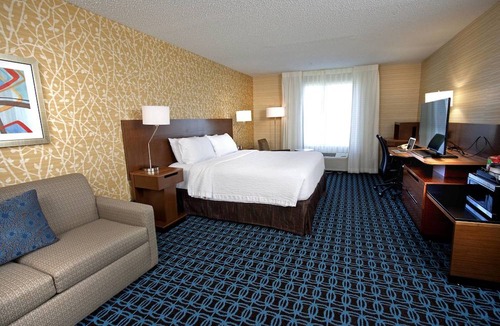 Heather Gardens Hotel | Fairfield Inn and Suites by Marriott Denver Aurora/ Medical Center