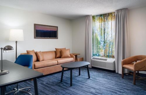 Bessemer Hotel | Fairfield Inn and Suites by Marriott Birmingham/Bessemer