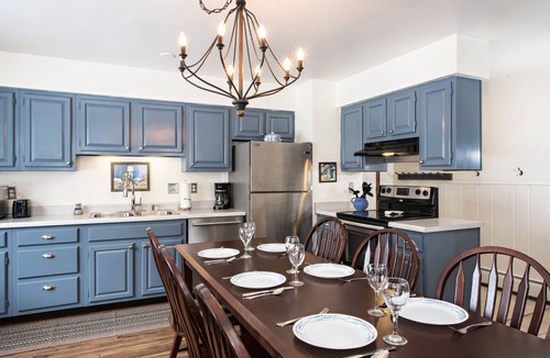 Glenwood Springs House | Family Home Across from Rio Grande Trail, Near Downtown and Hot Springs Pools!