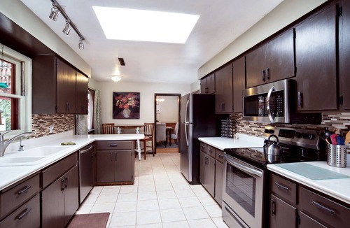 Glenwood Springs House | Family Home w/Grill & Large Yard, Near Downtown Glenwood Springs! Dog Friendly!