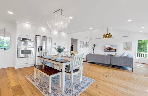 Overlake House | Family Redmond Home with AC 3 mins to MSFT