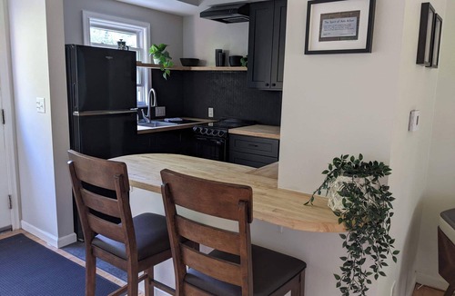 Ann Arbor House | Fantastic 2-bedroom townhome, 2 blocks from Michigan Stadium!