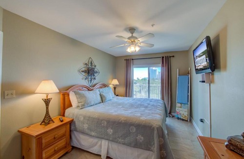 Orange Beach House | Fantastic condo with views of the Cotton Bayou