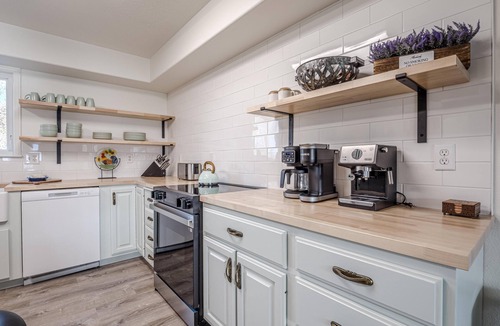 Fruita House | Farmstead Escape: Country Luxury Home Near Monument Trails