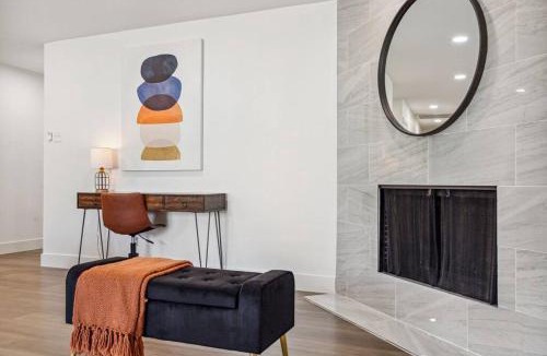 The Colony House | Feel at Home! New Renovated House By Grandscapes