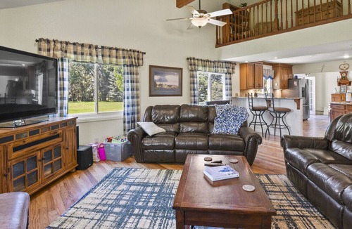 Grand View Estates House | Feel like you're in the country, but really you're within 10 mins. of everything