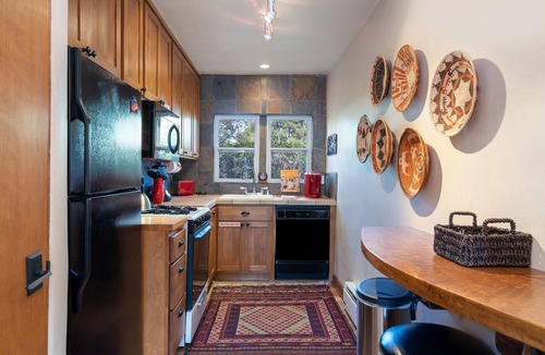 South Capitol House | Finca Mapache | Near Historic Downtown Attractions