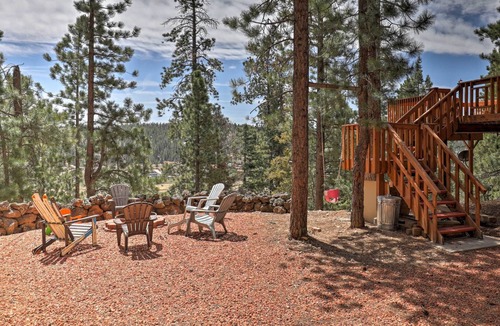 Meadow View Heights Cabin | Fire Pit + Stunning Views ~ 2BD 1 BTH Mountain Cabin - Quiet, Dead End Lane
