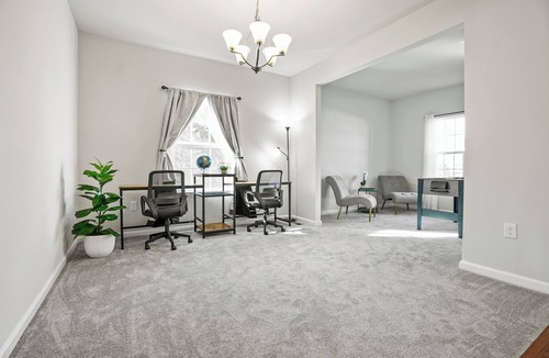 Palm House | Firepit - Foosball - King Suite - 500Mbps - Office