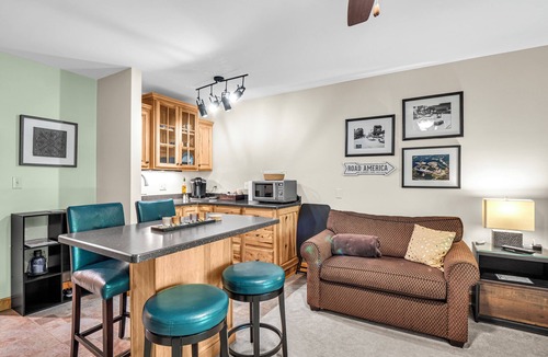Elkhart Lake Villa | First Floor Pet Friendly Queen Suite with Single Pull-out
