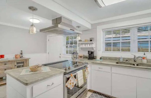 Saint Simons Island House | Flip Flop Paradise: St. Simons Island Duplex Sleeps 17