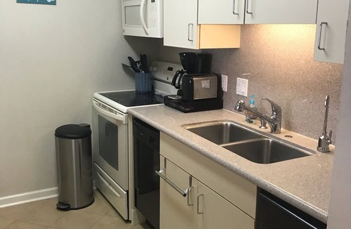Galveston Condo | FLIP-FLOP PARADISE-OCEANFRONT-PELICANS AERIE-EAST BEACH