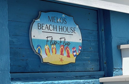 Salisbury Beach Apartment | Flip Flop, Salisbury Beach, Melo's Beach House rentals