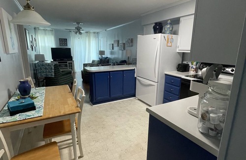 Myrtle Beach Condo | Flop On In: Bring your flipflops and enjoy the best of Myrtle Beach