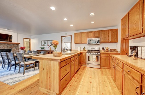 Evergreen House | Forest Retreat, Hot Tub, near Red Rocks.