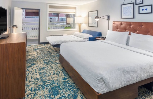 Eastham Hotel | Four Points by Sheraton Eastham Cape Cod