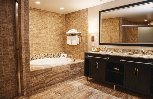 New Buffalo Hotel | Four Winds Casino Resort – New Buffalo