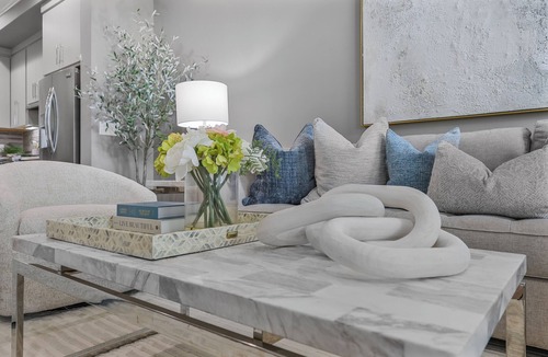 West End House | FREE NIGHT DEAL! 1MI TO BROADWAY! #6 of 6 HOMES! 7 Beds! Rooftop Deck BY VANDY!