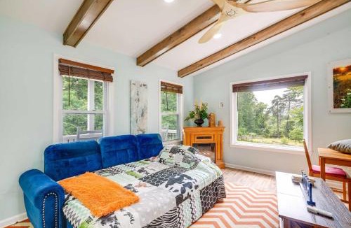Front Royal Apartment | Front Royal Retreat on 3 Acres with Mtn Views!