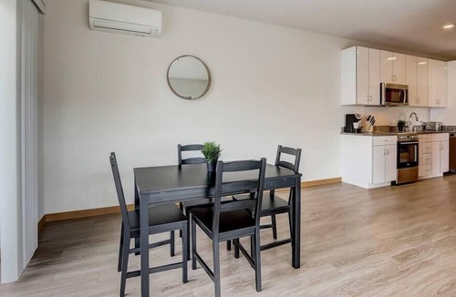 Lower East Side Apartment | Frontdesk | Sunny 1 BR near River (Dogs Welcome)