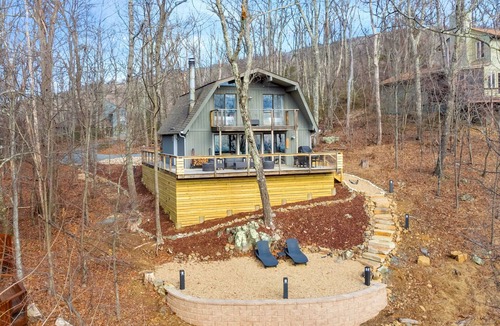 Nellysford House | Fully renovated house, tons of upgrades & beautiful views in Wintergreen Resort