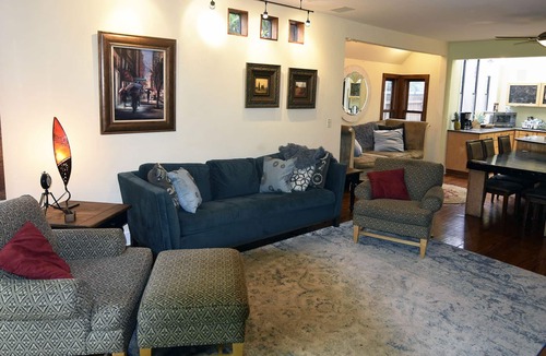 Bouldin House | Fun House, Fantastic Location, Great for Groups, Jacuzzi, Video Games
