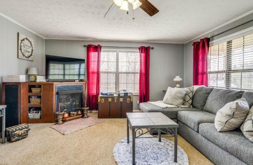 Mohawk House | Furnished Deck and Fire Pit Greeneville Home!